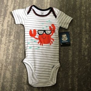 New with tags 3 to 6 month crab onesie